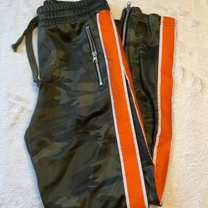 Uncle Ralph (from Tilly’s) Boys camouflage track pants, size large